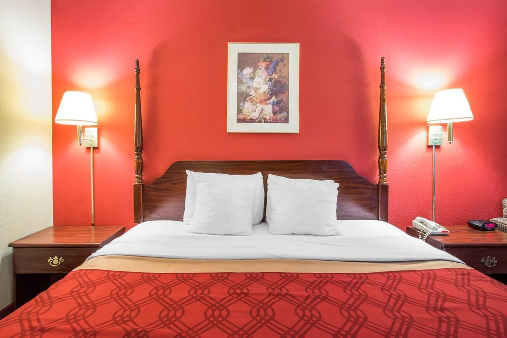 Quality & Canton, Ga Hotel